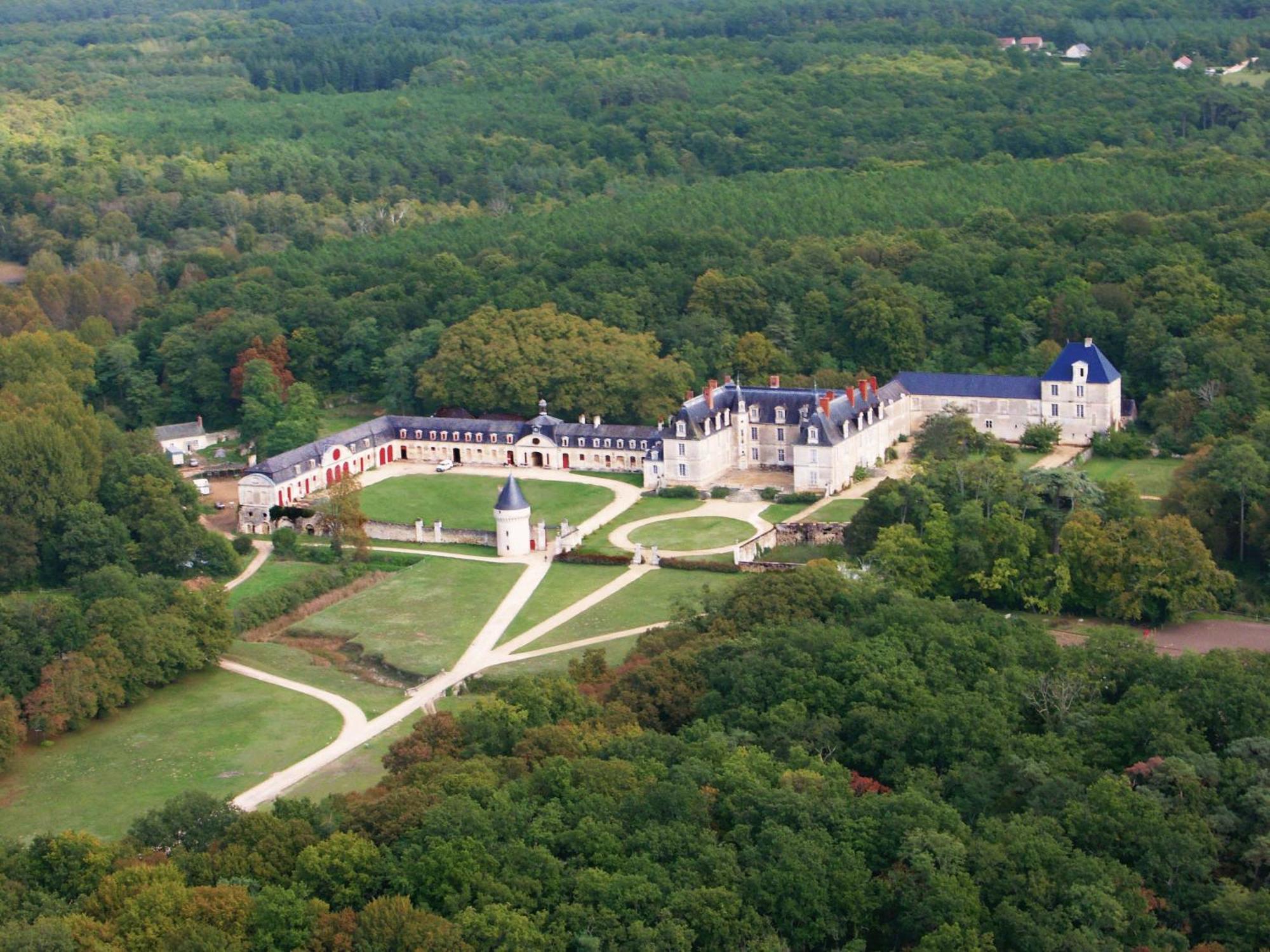 Chambres D'Hotes Au Chateau De Gizeux Exteriör bild