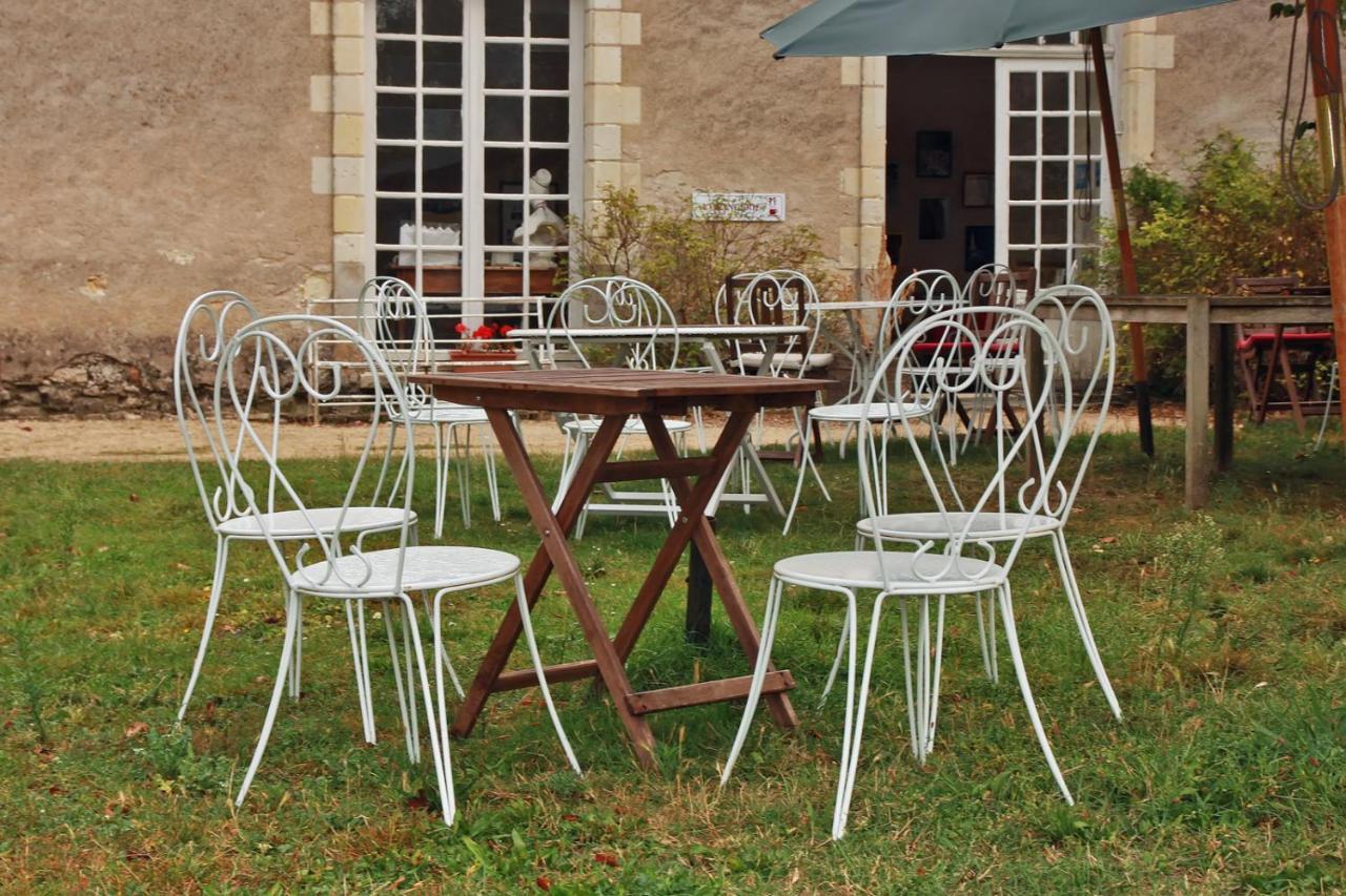 Chambres D'Hotes Au Chateau De Gizeux Exteriör bild