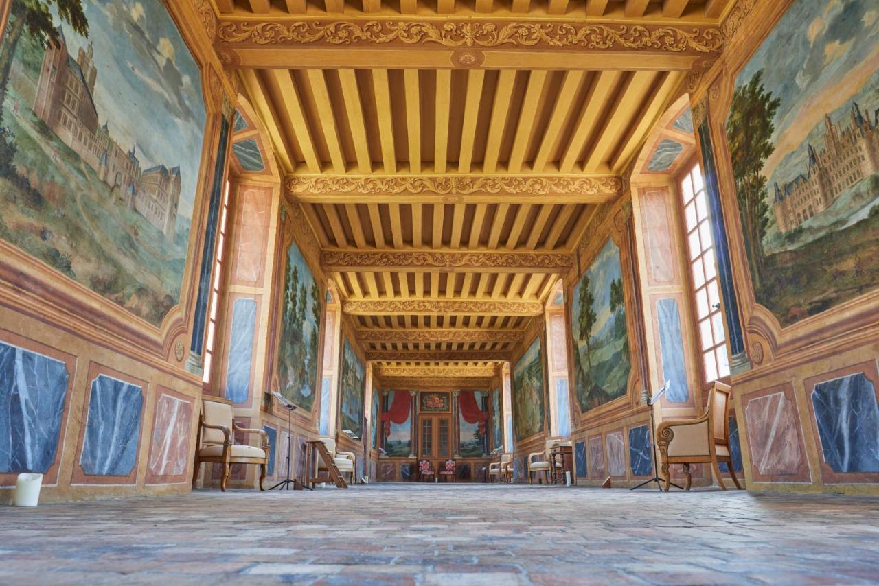 Chambres D'Hotes Au Chateau De Gizeux Exteriör bild